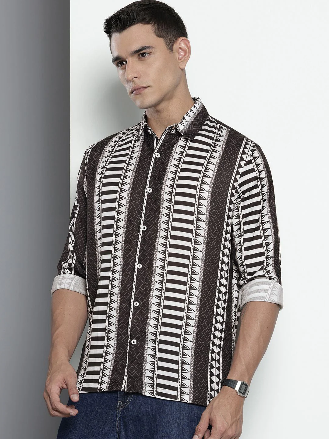 Men's Black Relaxed Fit Printed Resort Wear Shirt - Image 2