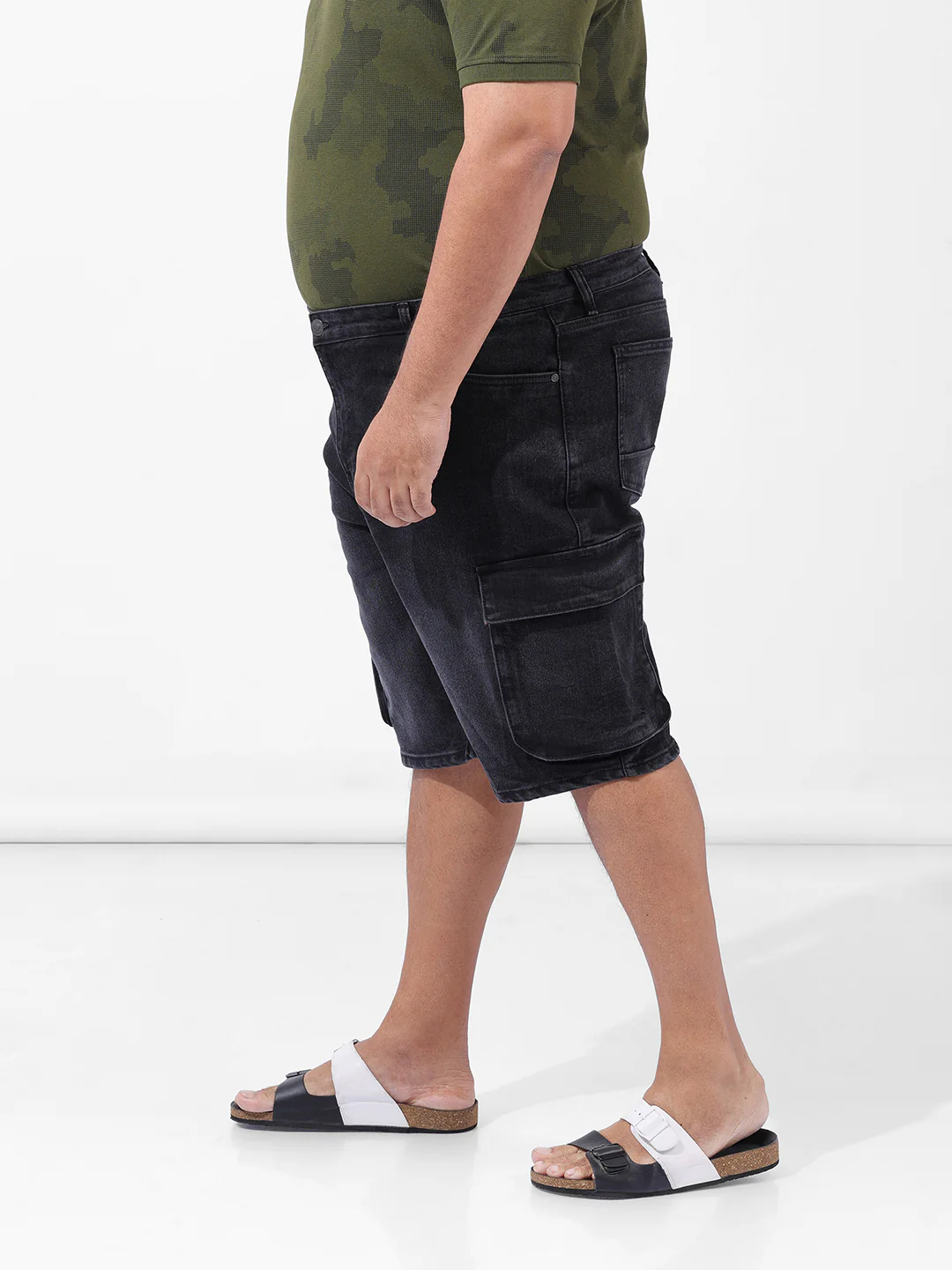 Men's Black Relaxed Fit Casual Shorts - Image 2