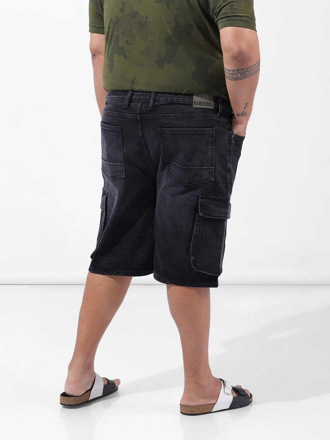 Men's Black Relaxed Fit Casual Shorts - Image 4