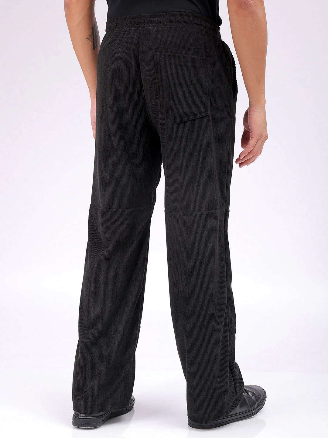 Men's Black Relaxed Fit Solid Athletic  Jogger - Image 3
