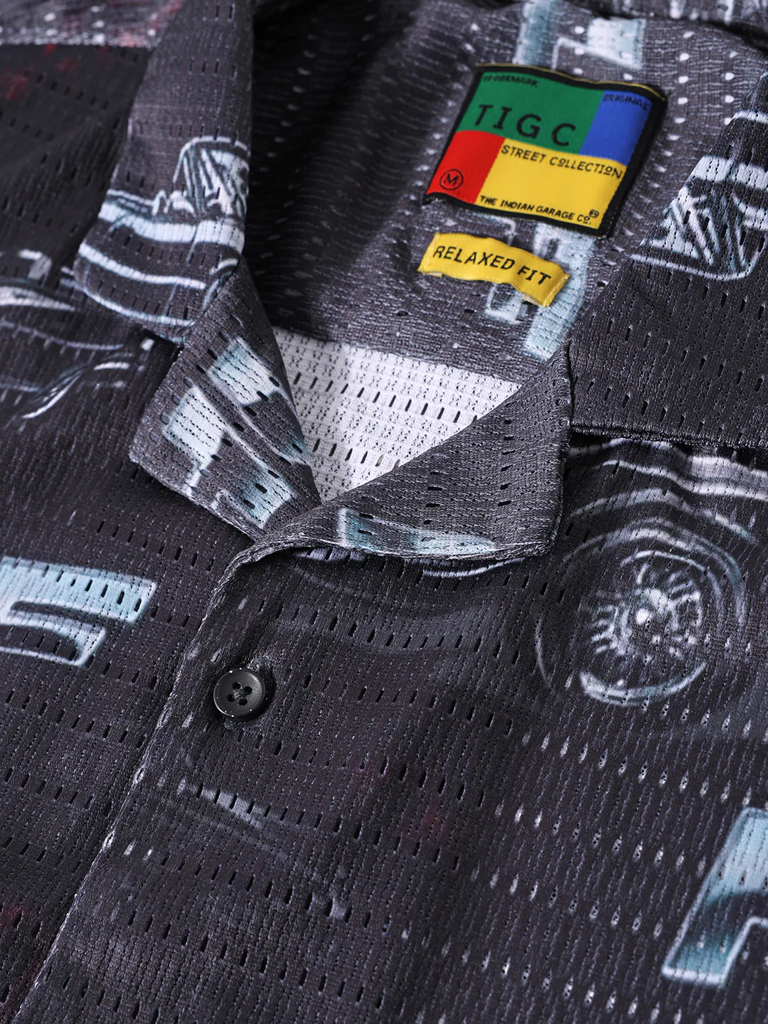 Men's Black Relaxed Fit Printed Resort Shirt - Image 6