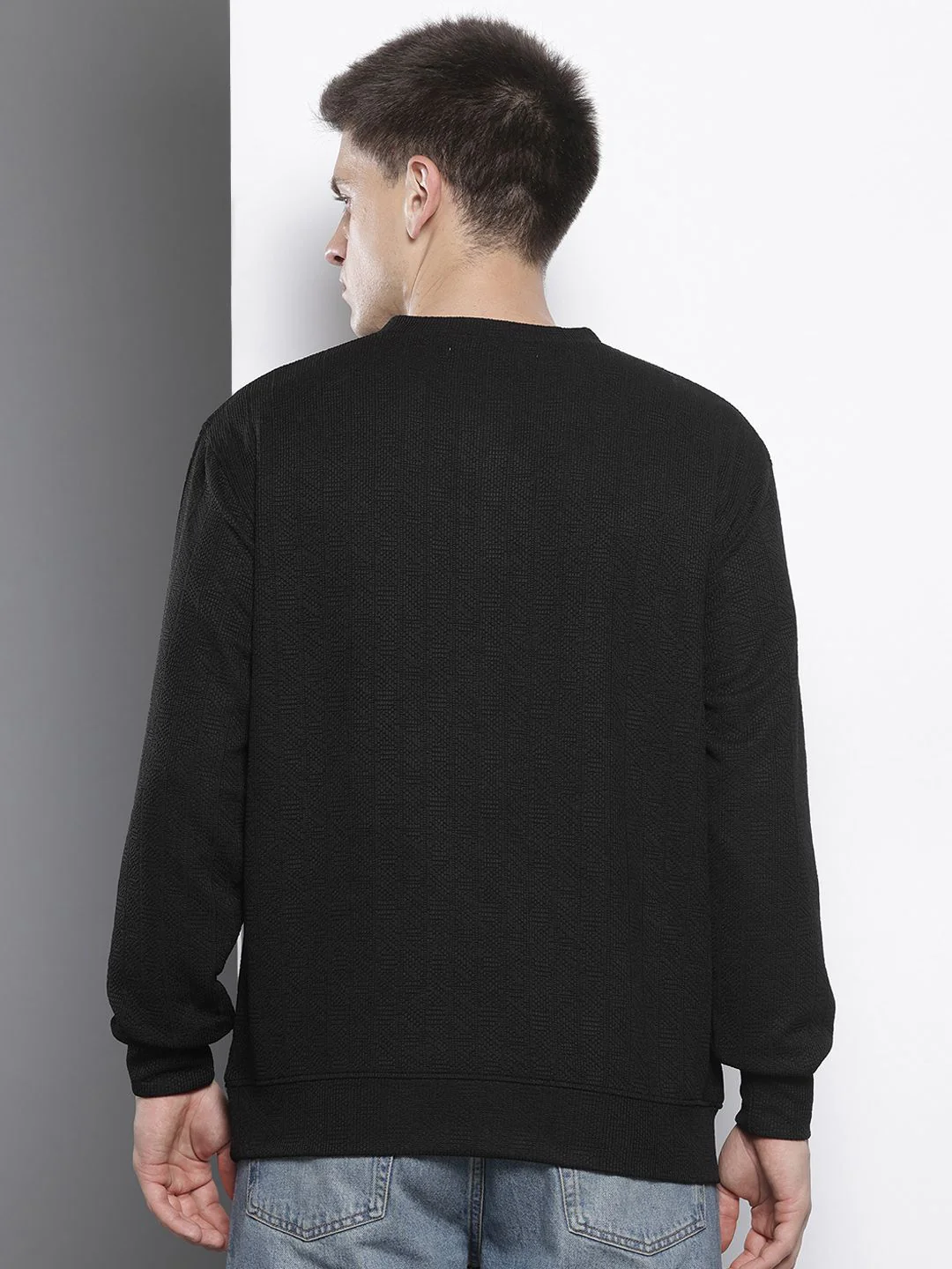 Men's Black Relaxed Fit Solid Street Wear Sweatshirts - Image 6