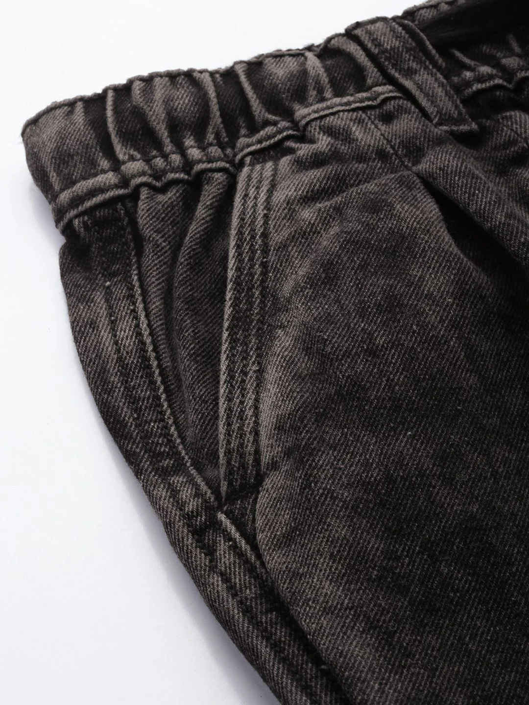Men's Black Relaxed Fit Solid Utility Jeans - Image 6