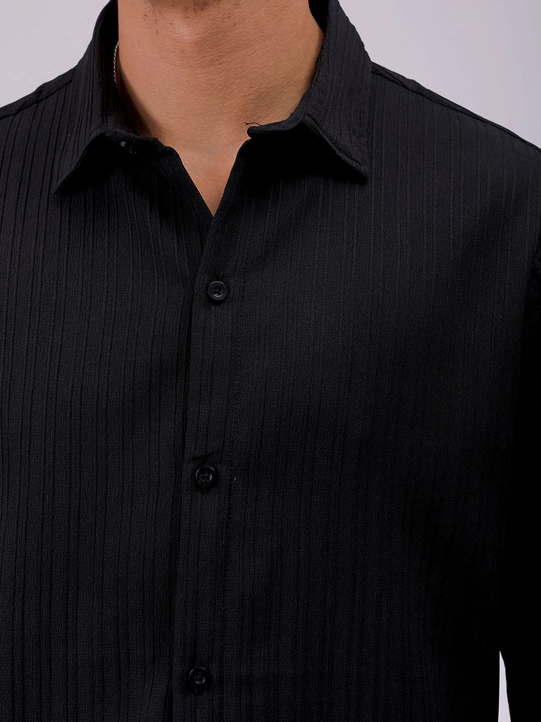 Men's Black Relaxed Fit Solid Casual Shirt - Image 7