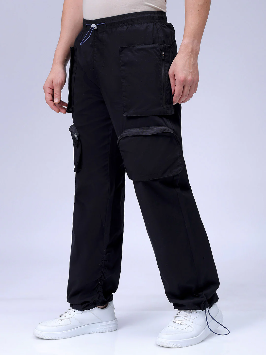 Men's Black Relaxed Fit Solid Utility Jogger - Image 3