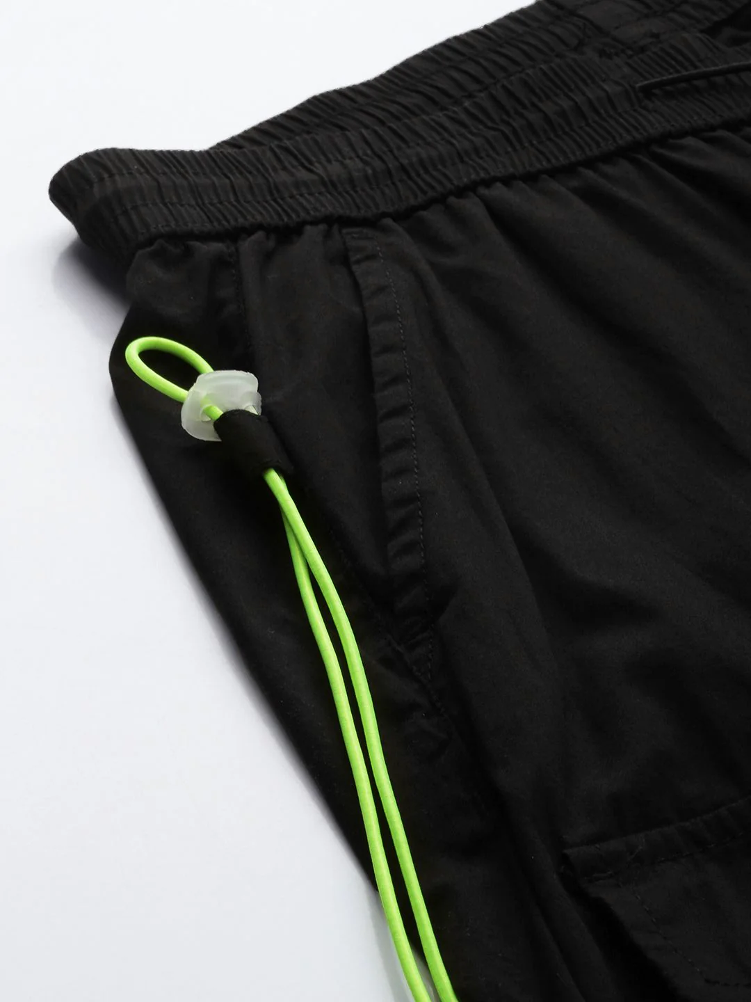 Men's Black Relaxed Fit Solid Utility Jogger - Image 5