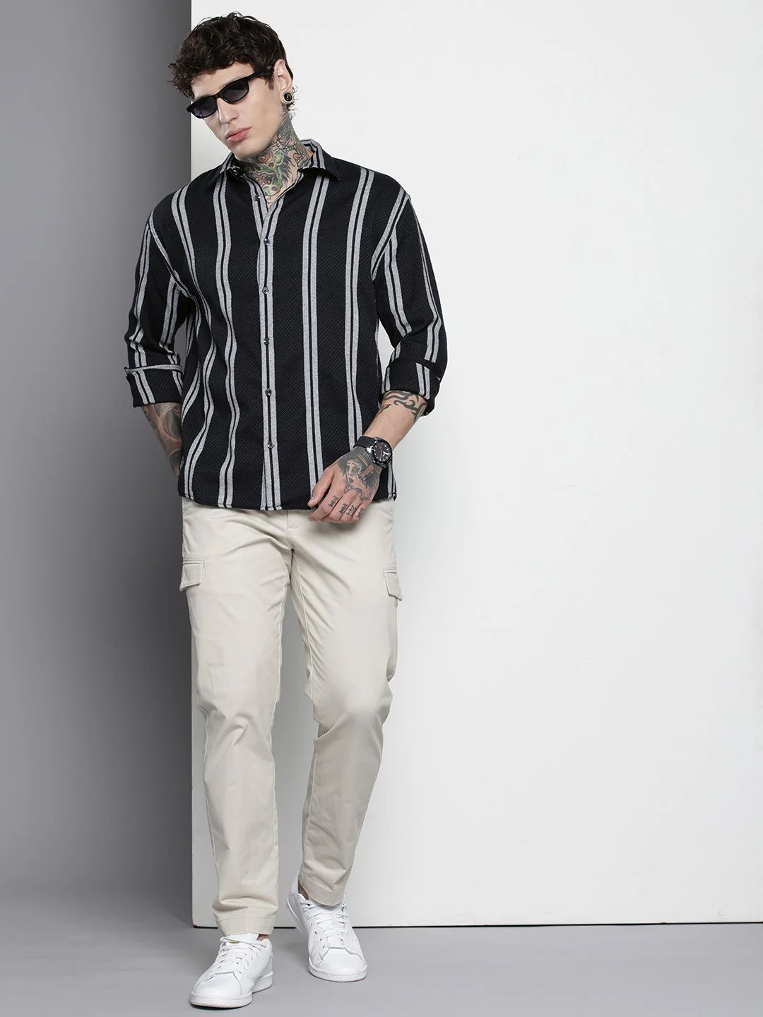 Men's Black Relaxed Fit Striped Casual Shirt - Image 3