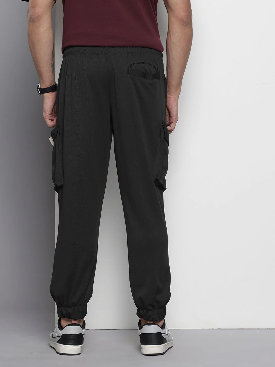 Men's Black Relaxed Fit Textured Casual Jogger - Image 4