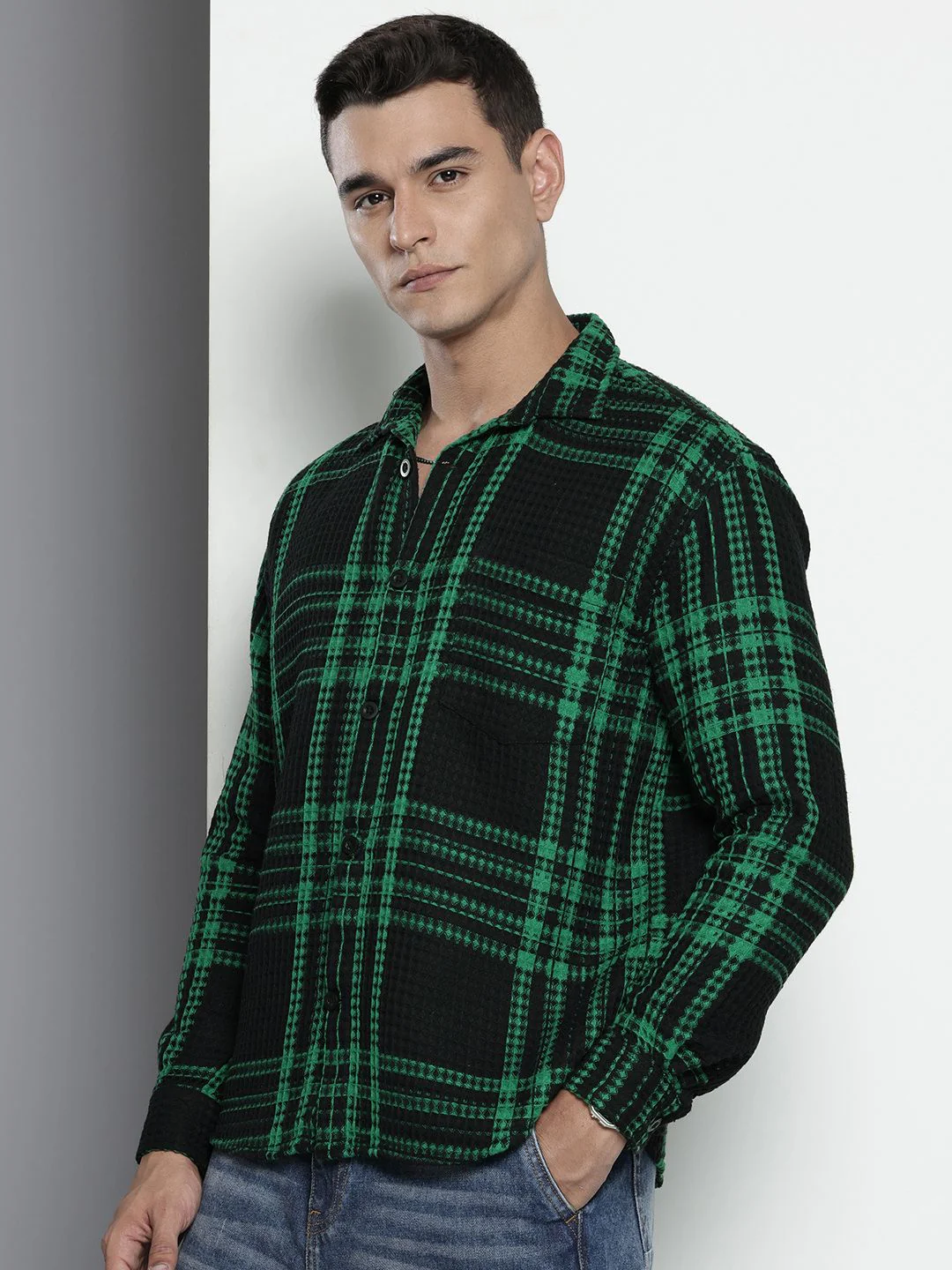 Men's Black Relaxed Fit Textured Casual Shirt - Image 2