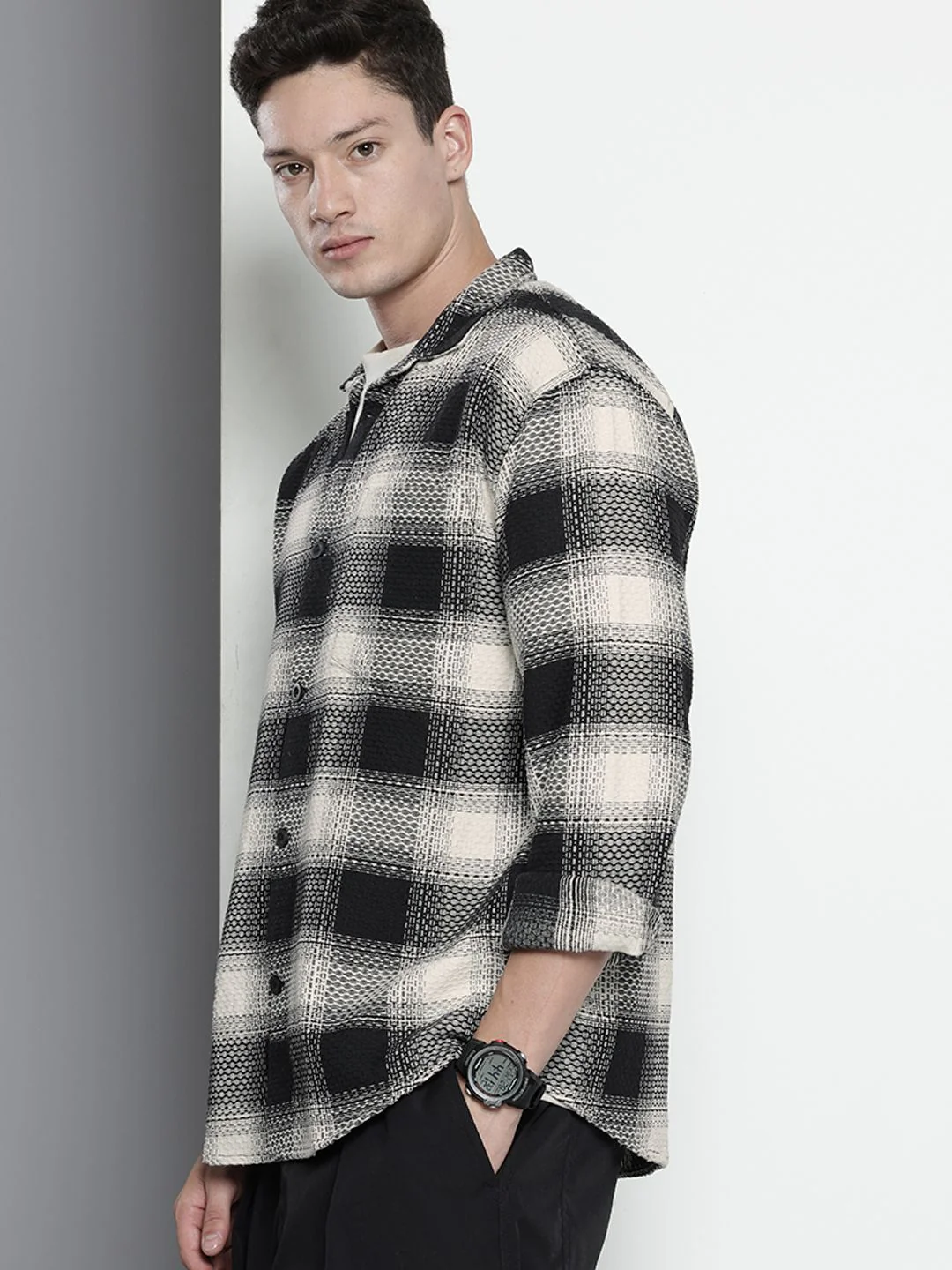 Men's Black Relaxed Fit Textured Casual Shirt - Image 2