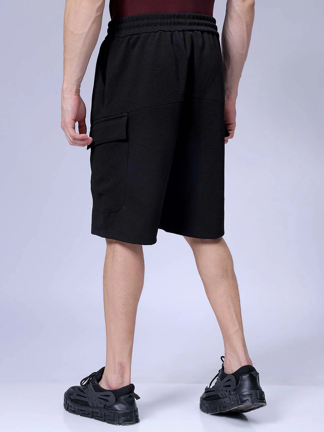 Men's Black Relaxed Fit Textured Utility Shorts - Image 5