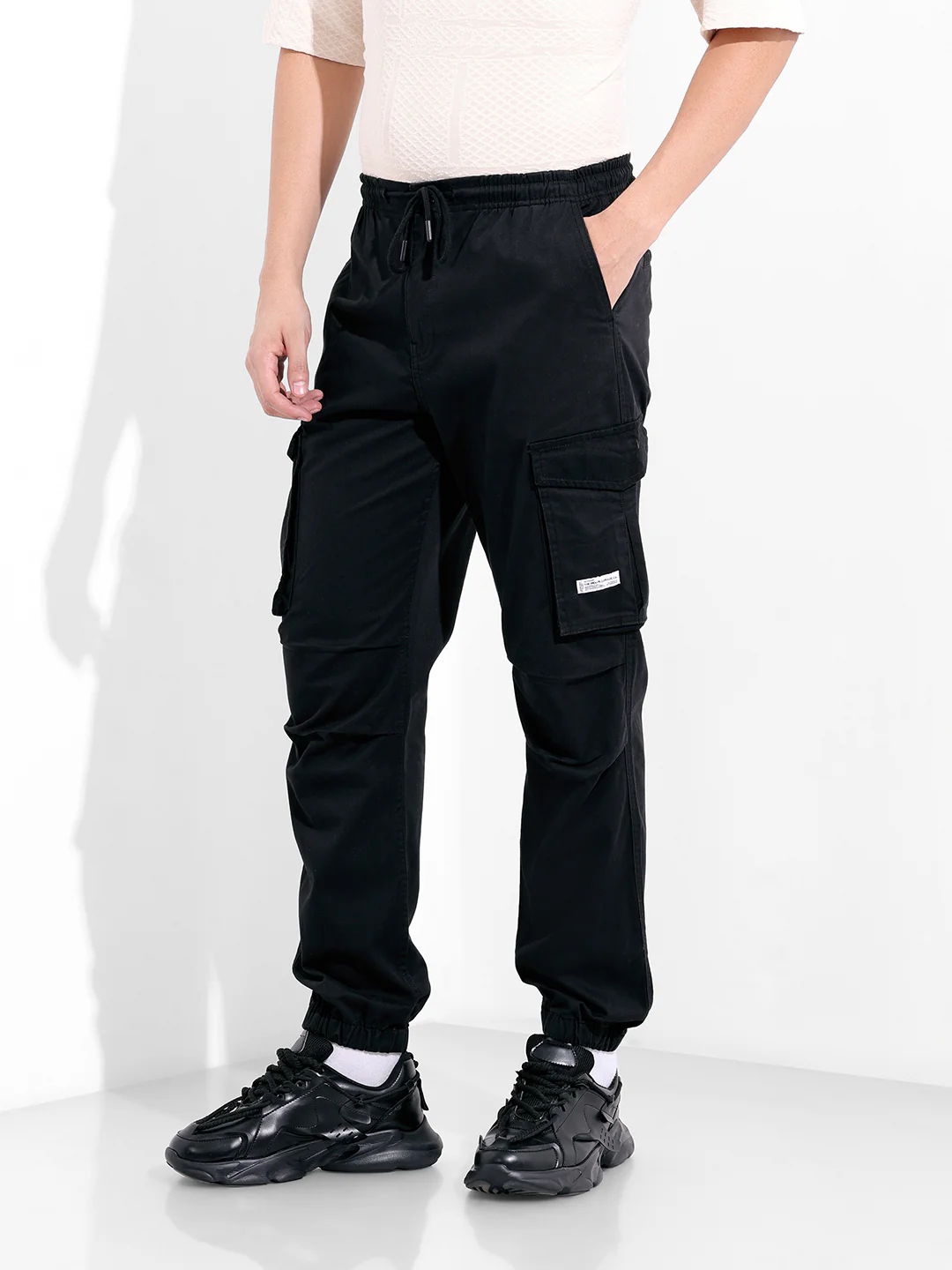 Men's Black Relaxed Fit Solid Utility Cargo - Image 2