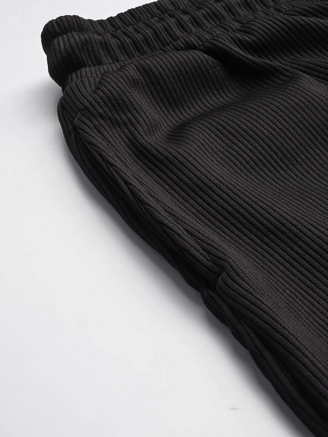 Men's Black Relaxed Fit Solid Street Wear Jogger - Image 6