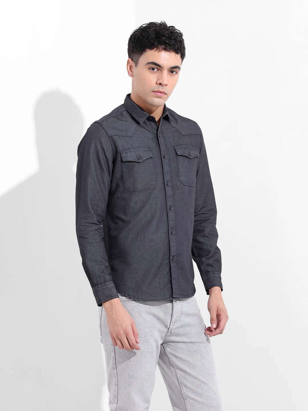 Men's Black Slim Fit Solid Casual Shirt - Image 4