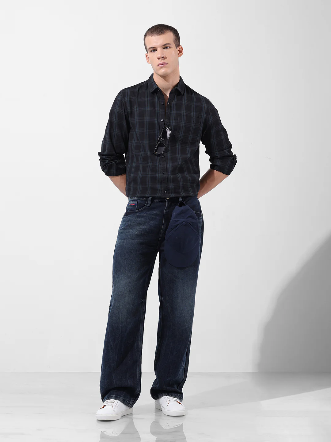 Men's Black Slim Fit Checked Casual Shirt - Image 8