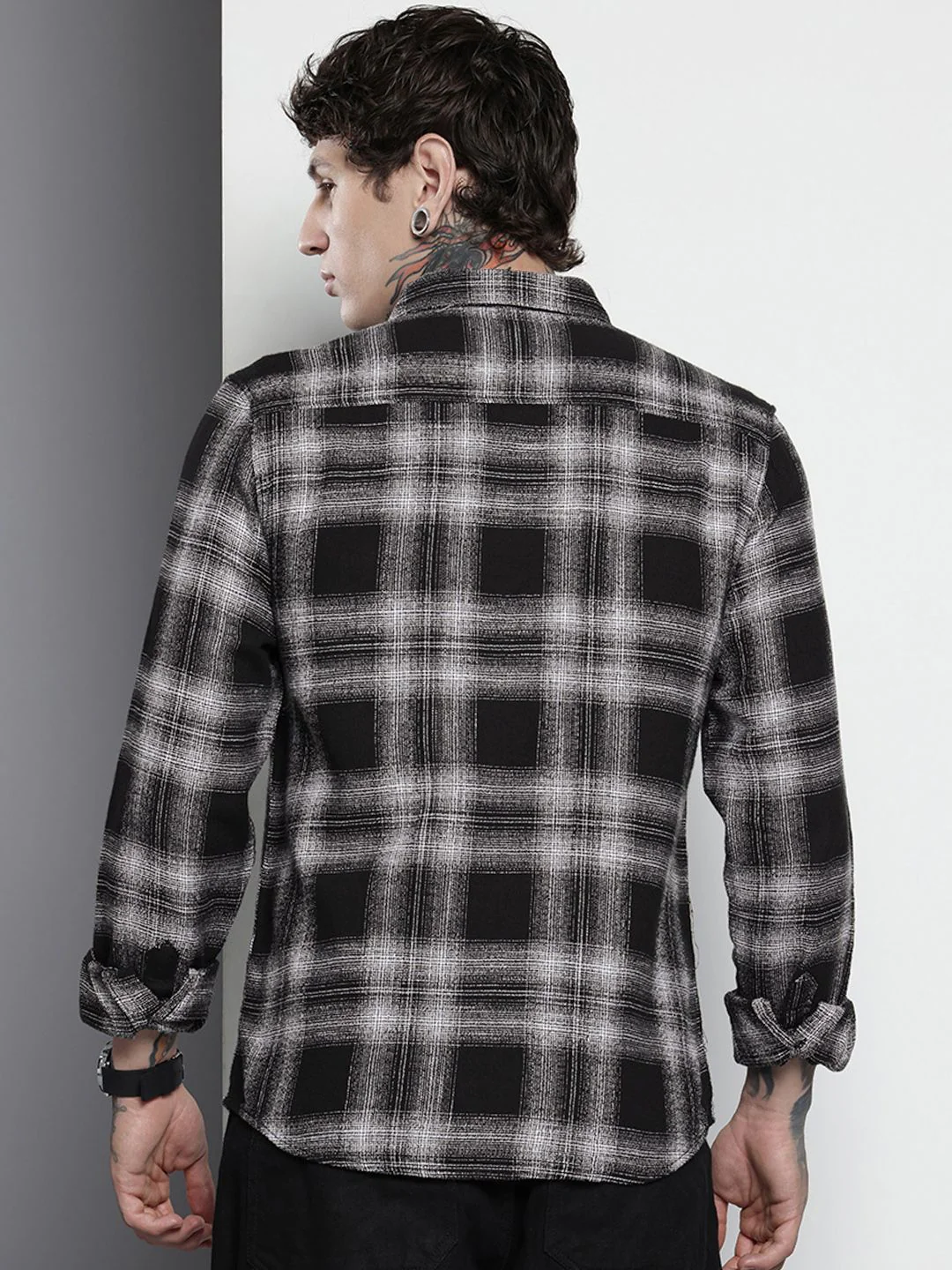 Men's Black Slim Fit Checked Casual Shirt - Image 4