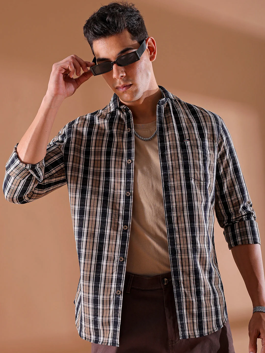 Men's Black Slim Fit Checkered Casual Shirt - Image 7