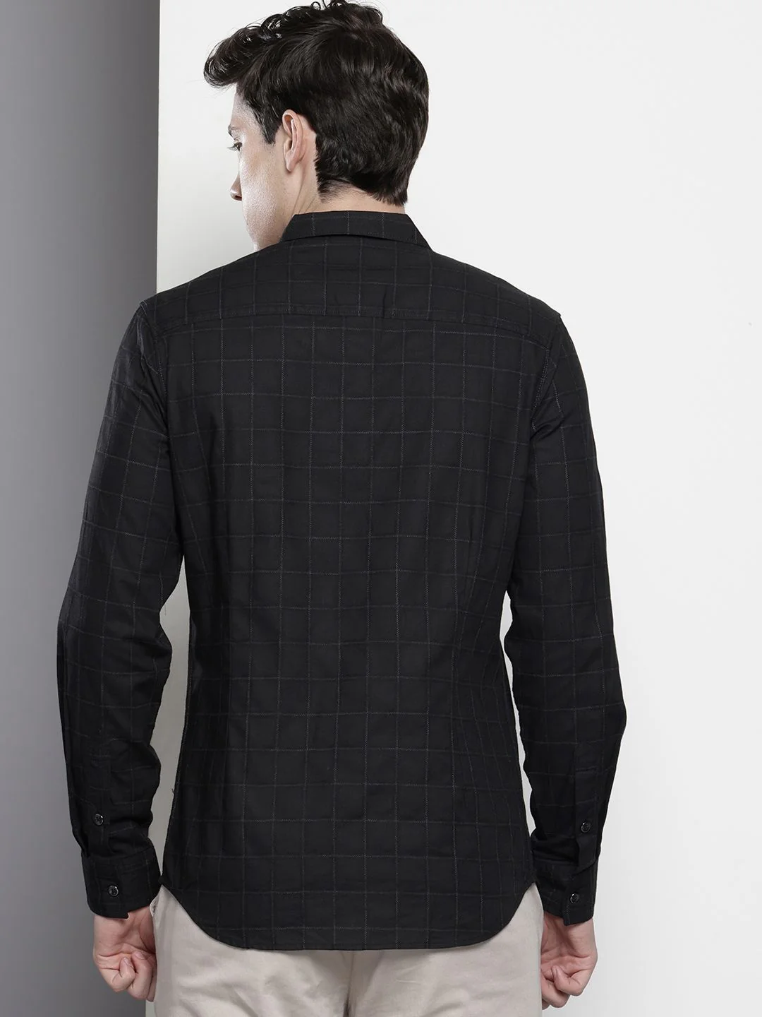 Men's Black Slim Fit Checked Casual Shirt - Image 3