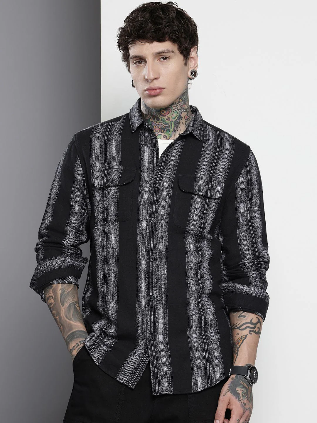 Men's Black Slim Fit Striped Casual Shirt - Image 2
