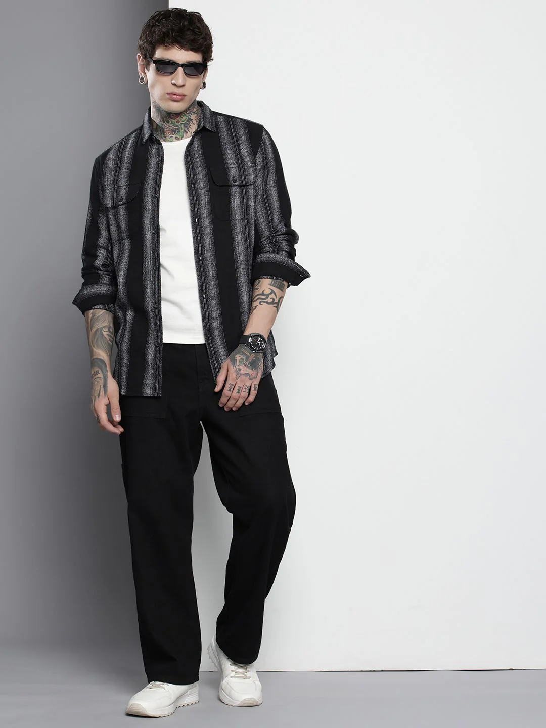 Men's Black Slim Fit Striped Casual Shirt - Image 3