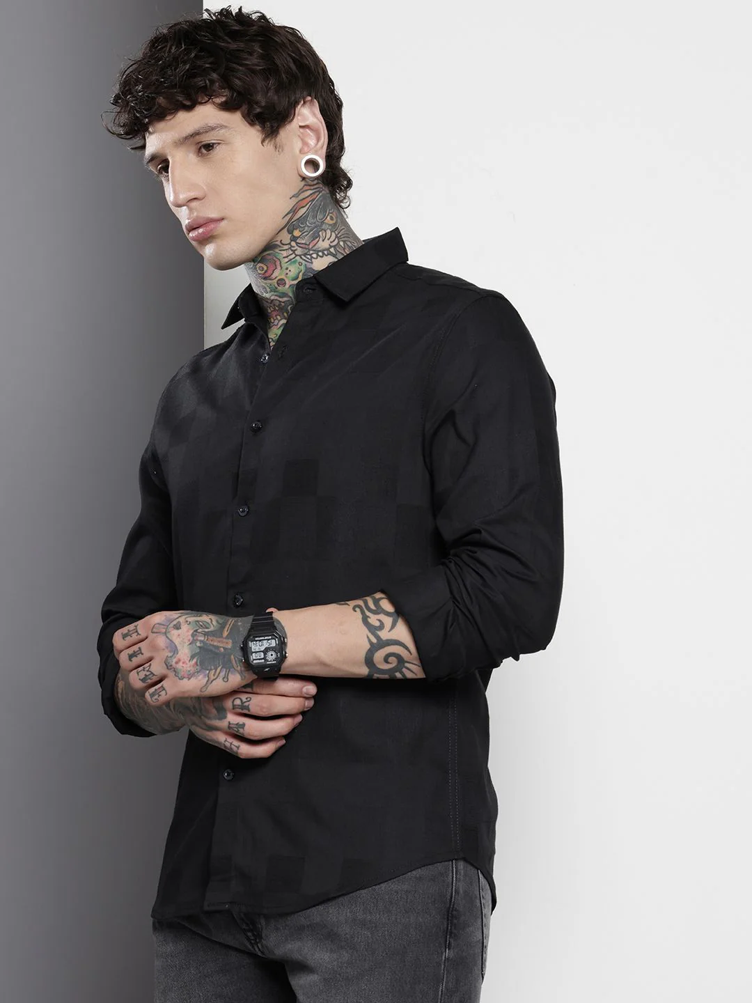 Men's Black Slim Fit Textured Party Wear Shirt - Image 4
