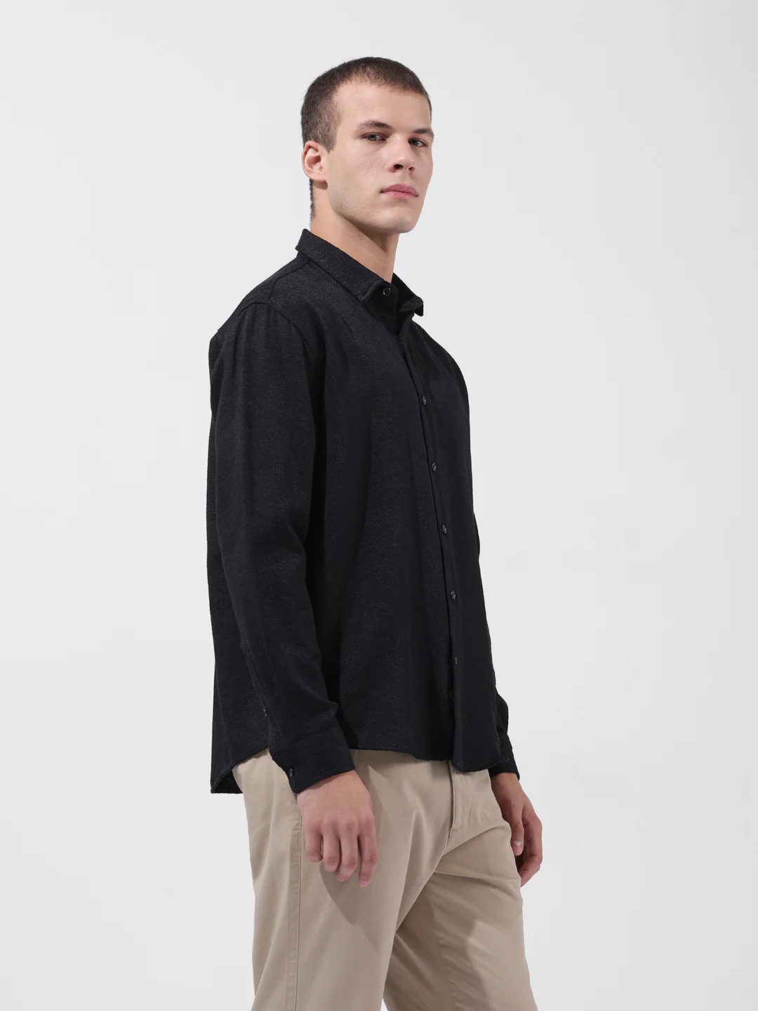 Men's Black Relaxed Fit Solid Resort Wear Shirt - Image 3