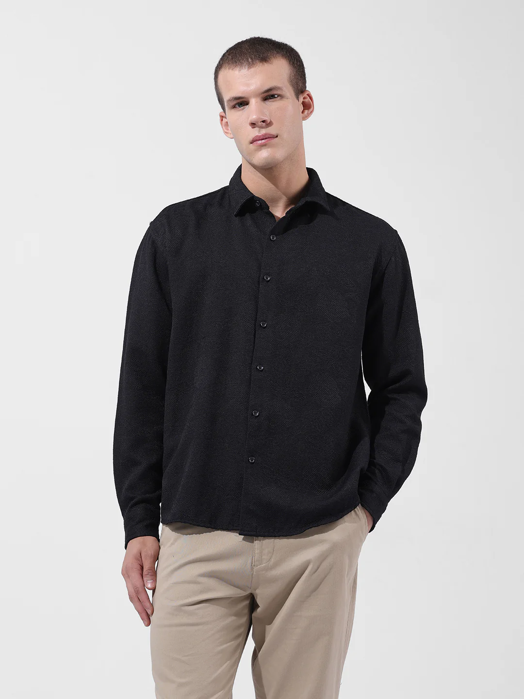 Men's Black Relaxed Fit Solid Resort Wear Shirt - Image 7