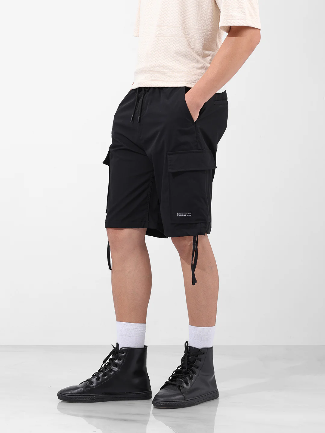 Men's Black Relaxed Fit Textured Utility Shorts - Image 3