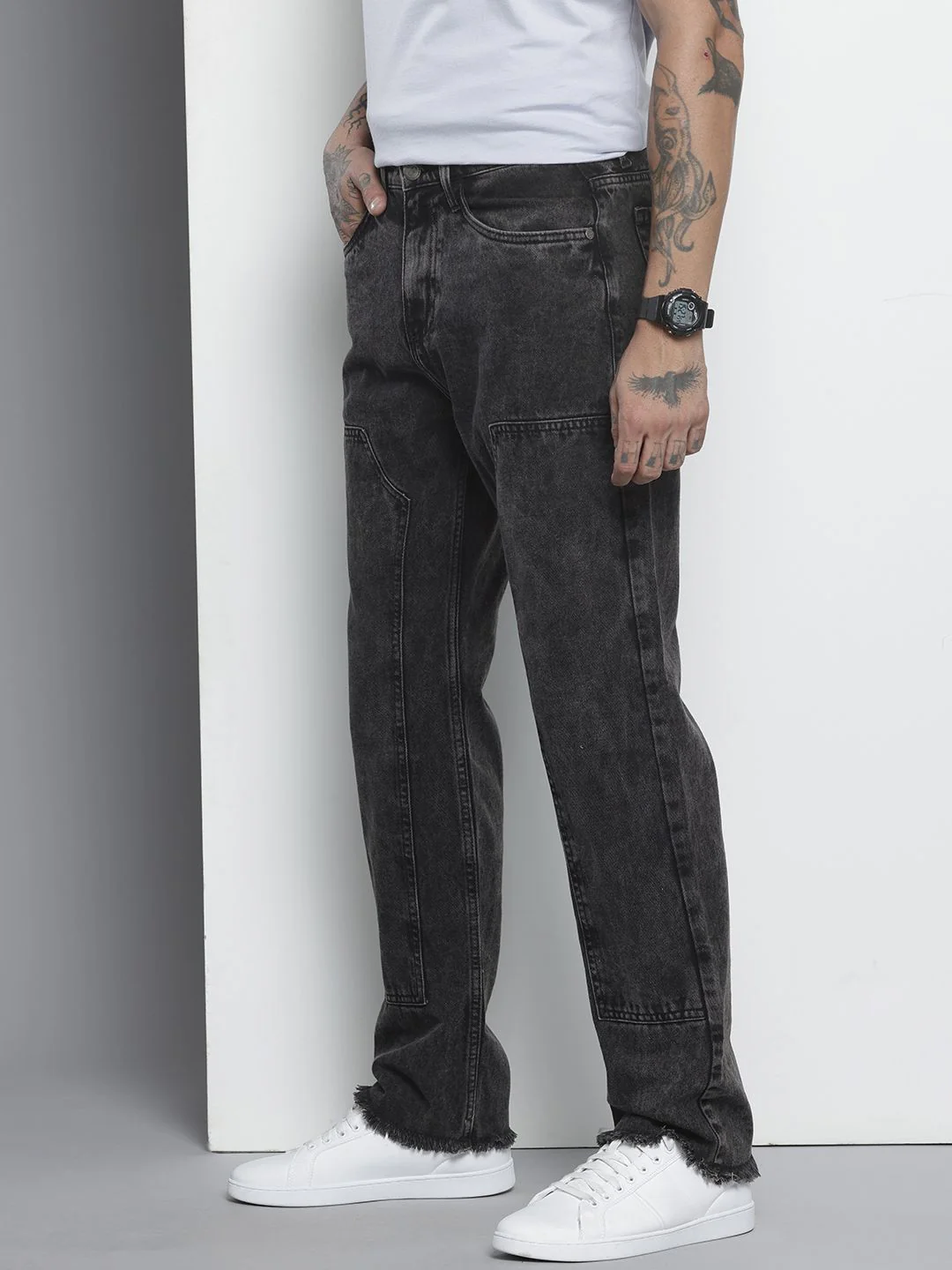 Men's Black Regular Fit Solid Casual Jeans - Image 3