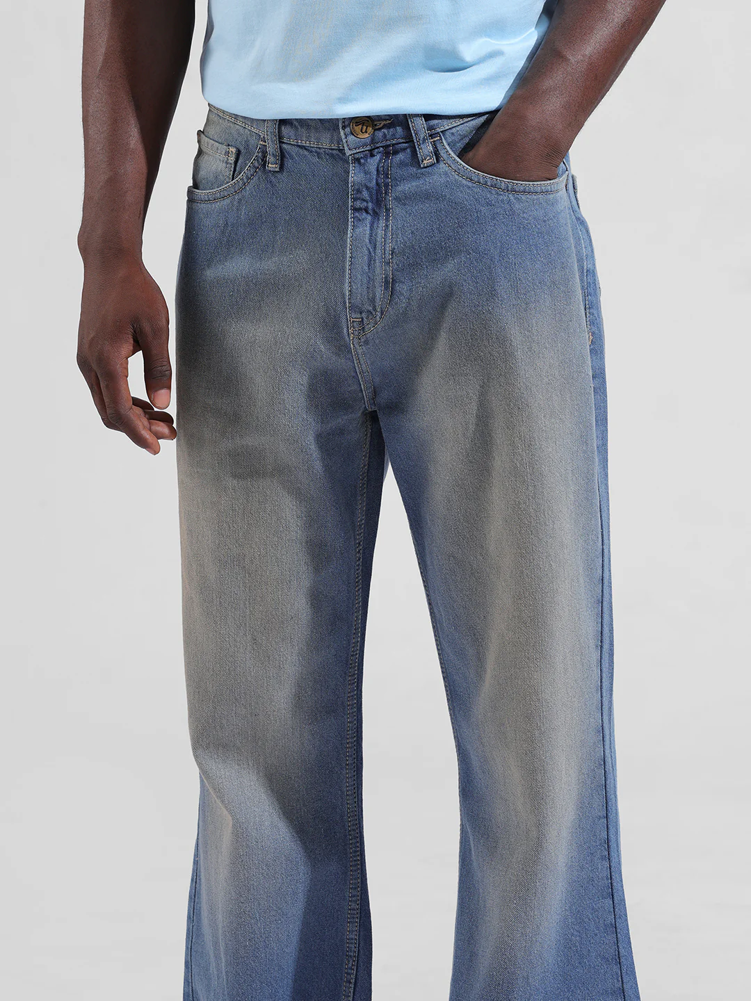 Men's Blue Loose Fit Solid Retro Wear Jeans - Image 4