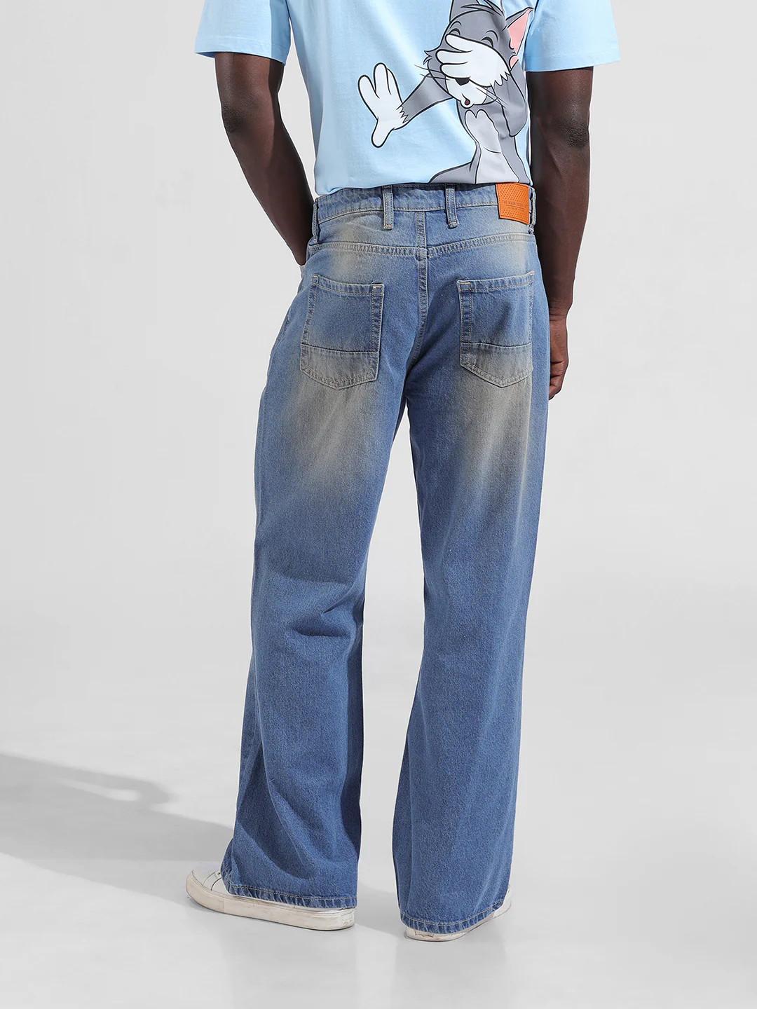 Men's Blue Loose Fit Solid Retro Wear Jeans - Image 6
