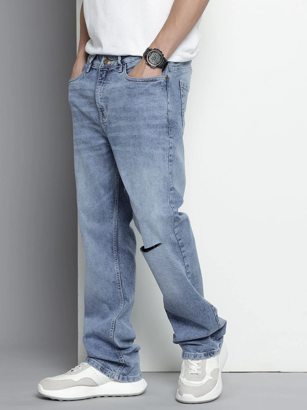 Men's Light Blue Slim Fit Solid Casual Jeans - Image 2