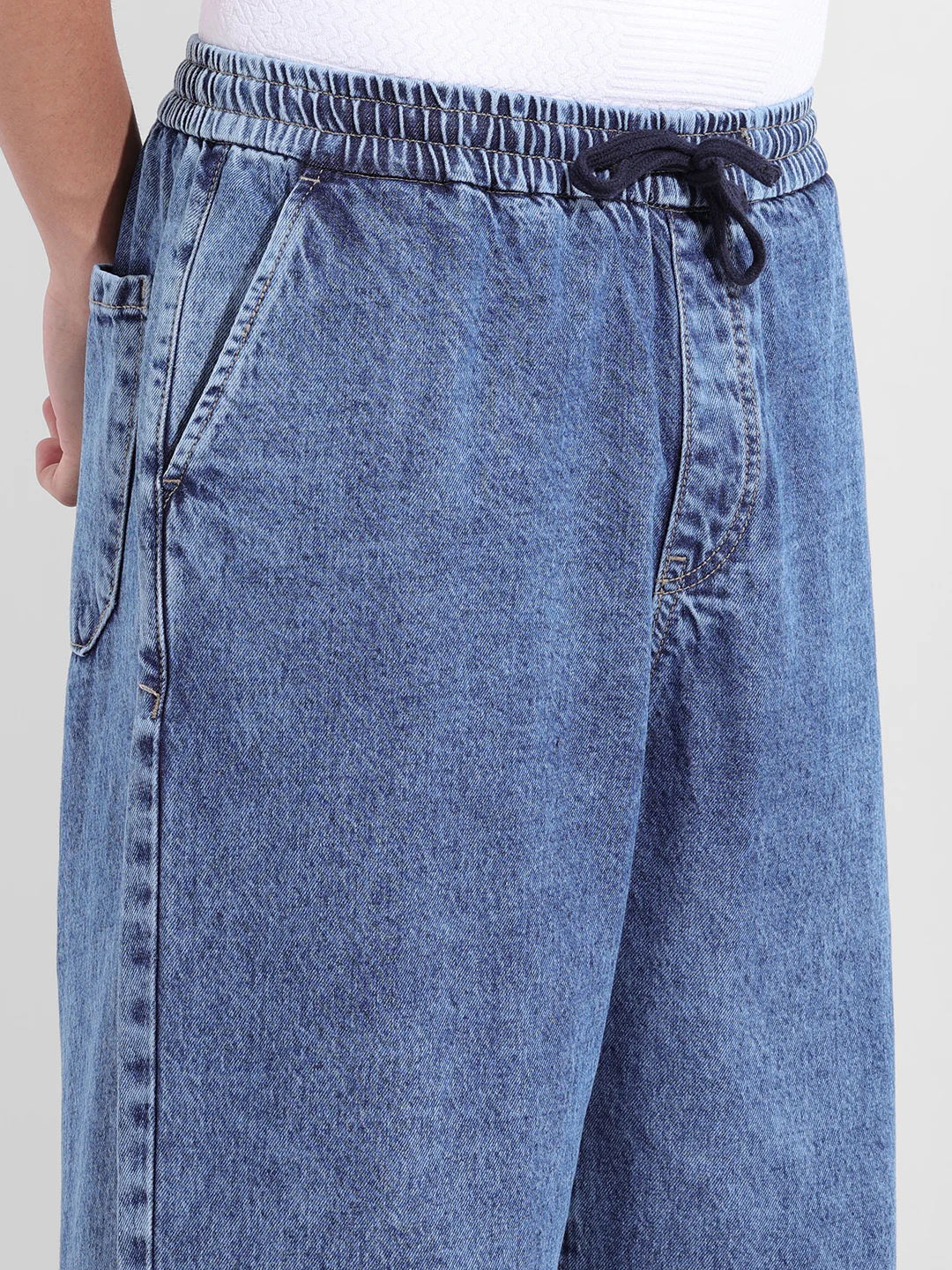 Men's Blue Loose Fit The Eternity Series Jeans - Image 5