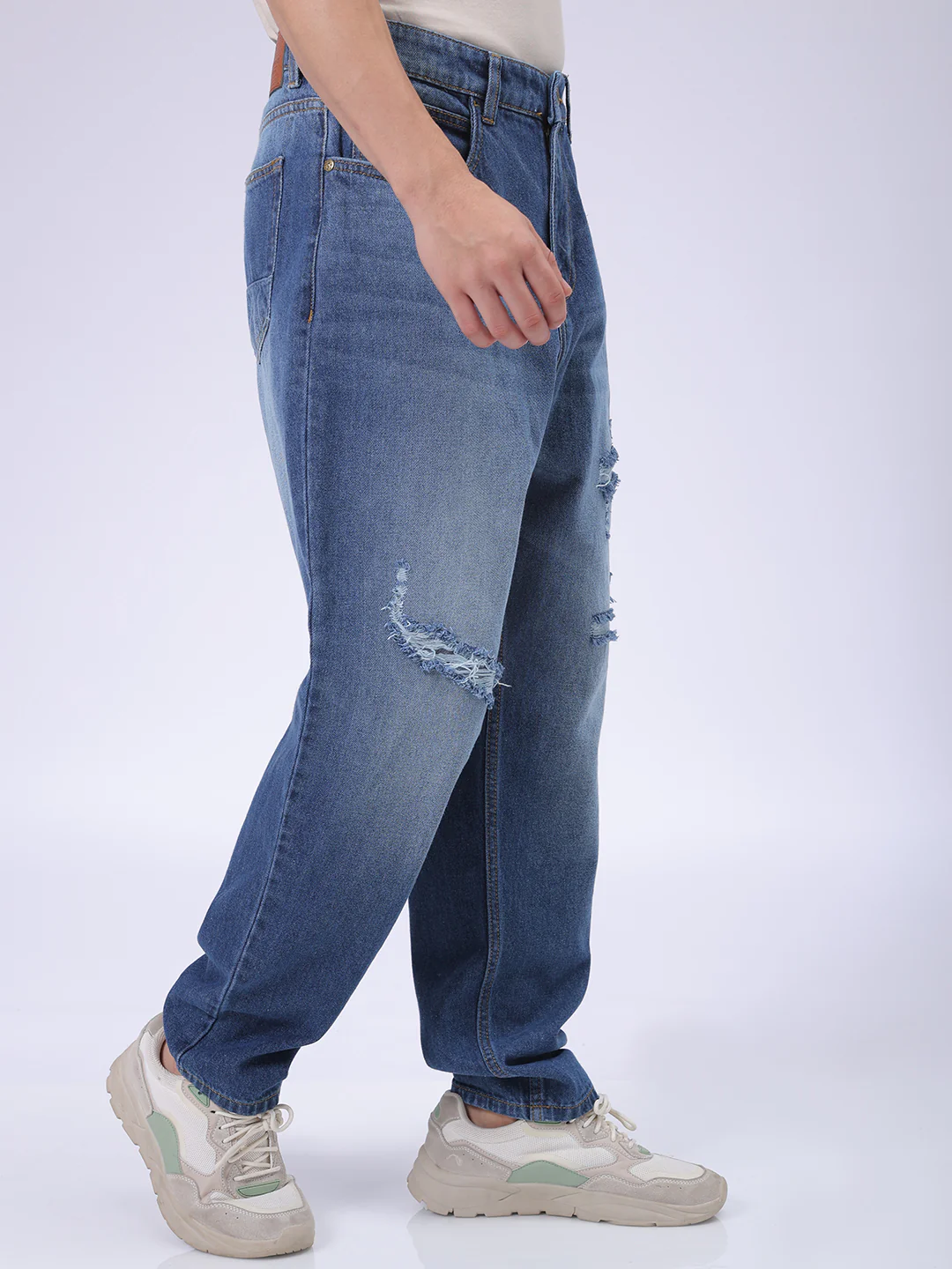 Men's Blue Loose Fit Solid Casual Jeans - Image 6