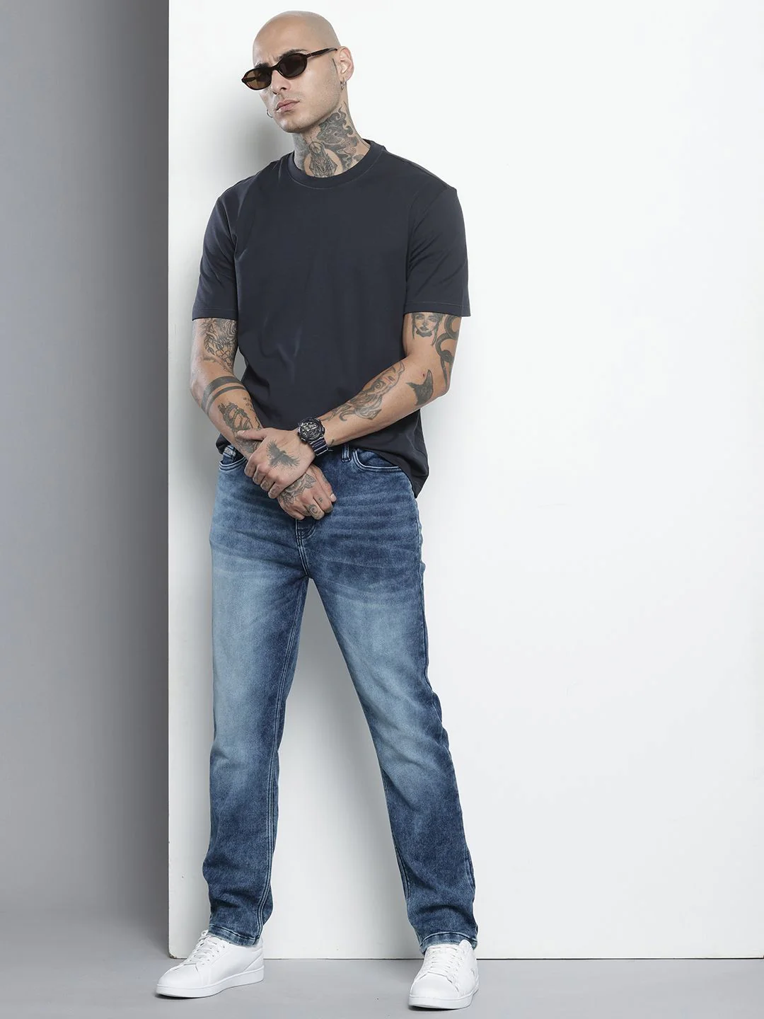 Men's Blue Regular Fit Solid Casual Jeans - Image 2