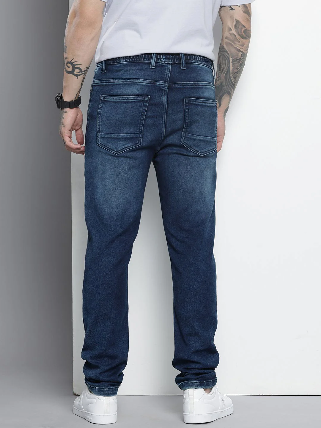 Men's Dark Blue Regular Fit Solid Casual Jeans - Image 4