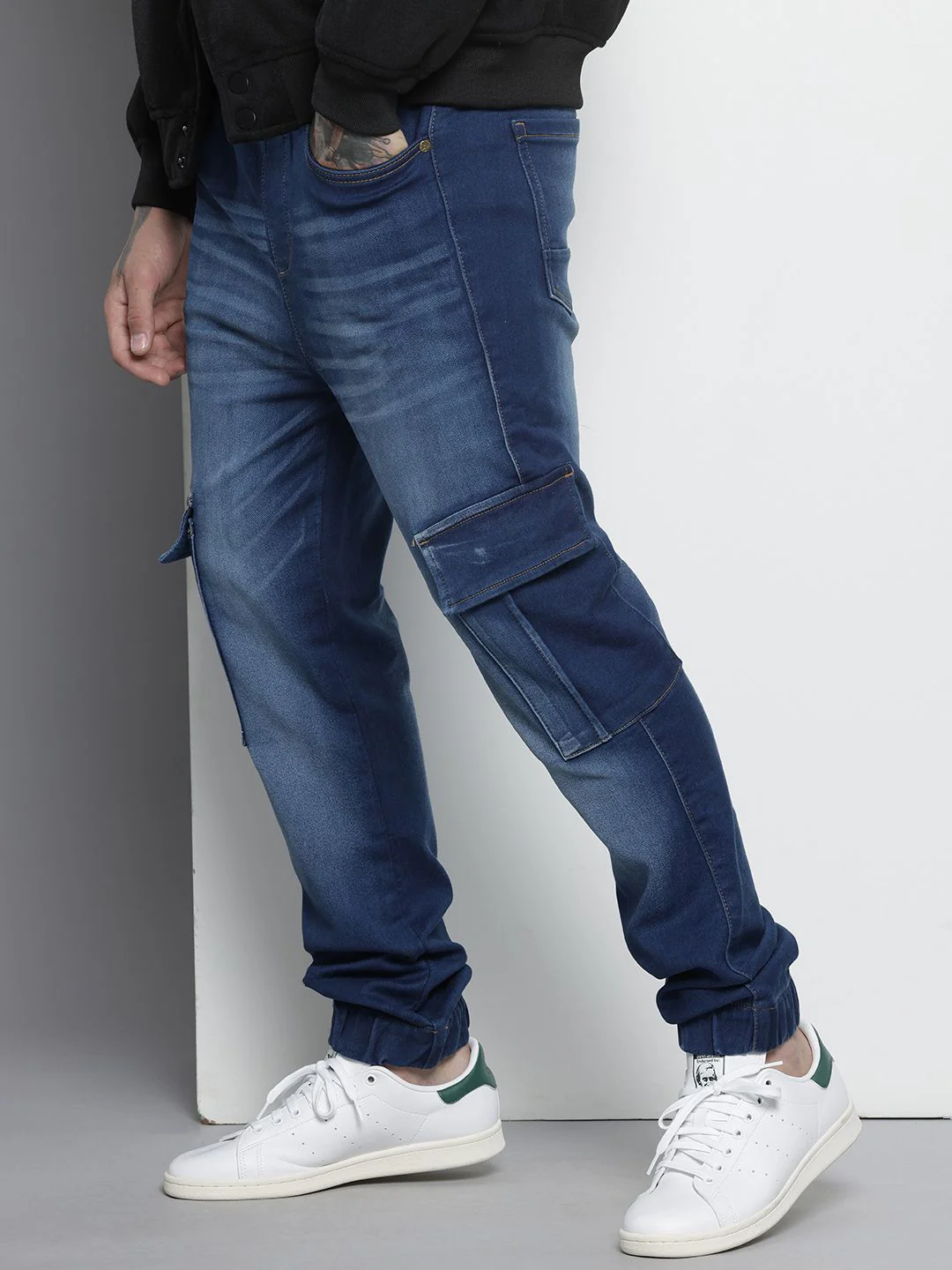 Men's Blue Regular Fit Solid Utility Jeans - Image 3