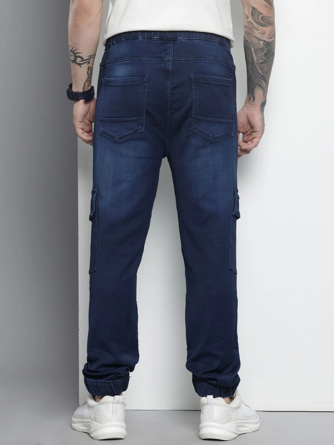 Men's Dark Blue Regular Fit Solid Utility Jeans - Image 4