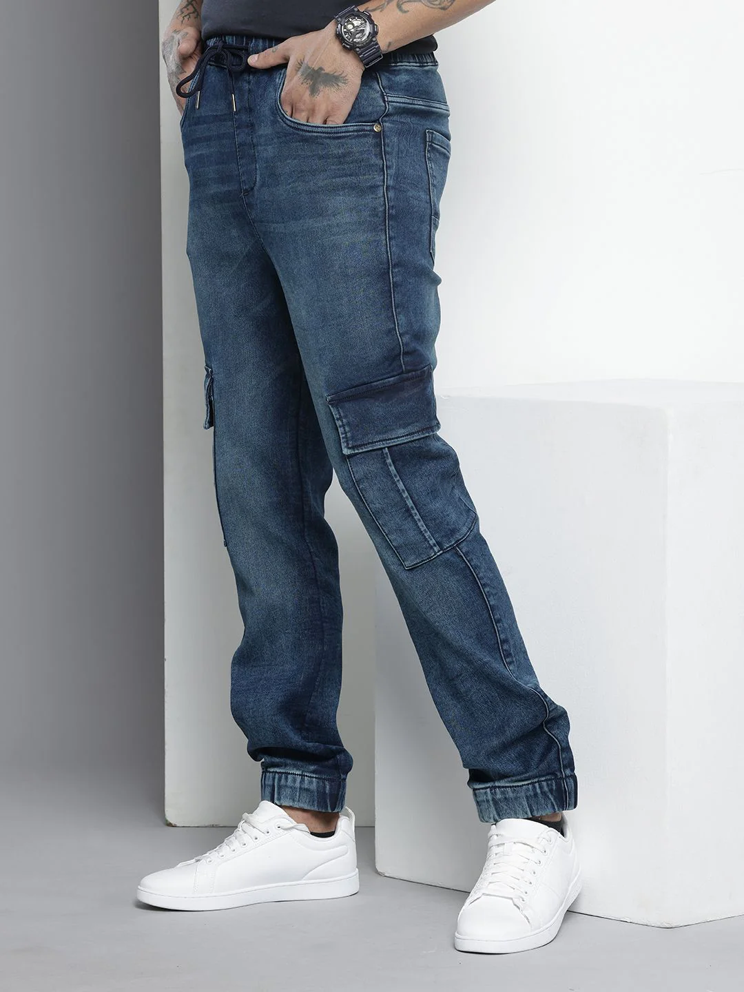 Men's Dark Blue Regular Fit Solid Utility Jeans - Image 2