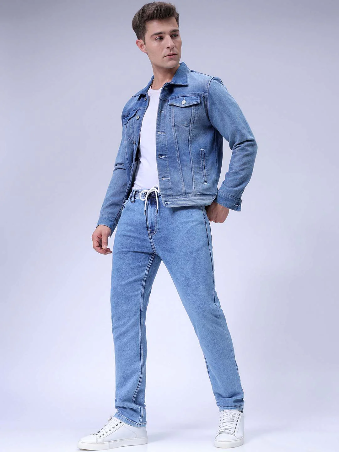 Men's Light Blue Regular Fit Solid Casual Jeans - Image 3