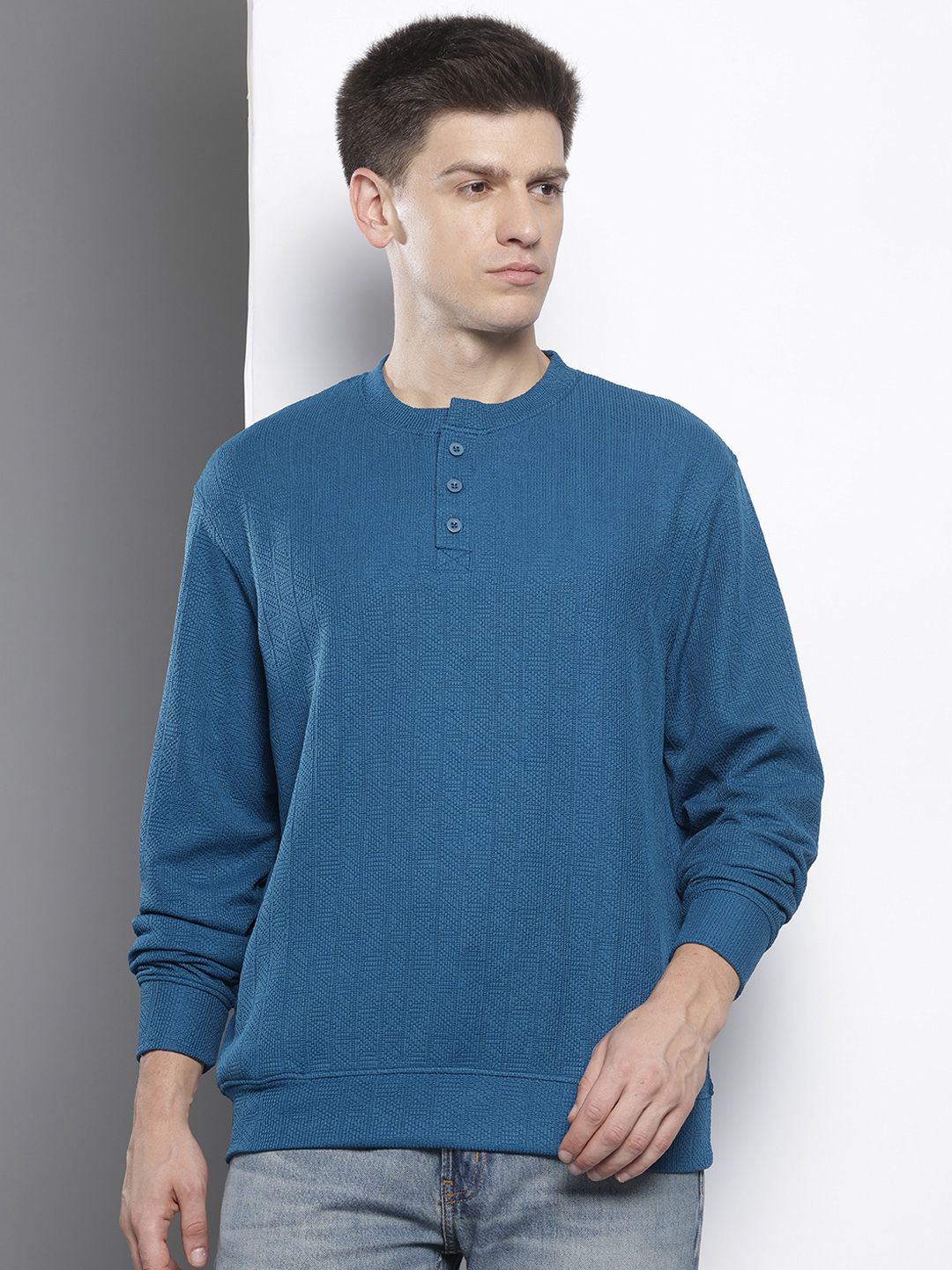 Men's Midnight Blue Relaxed Fit Solid Street Wear Sweatshirts - Image 3