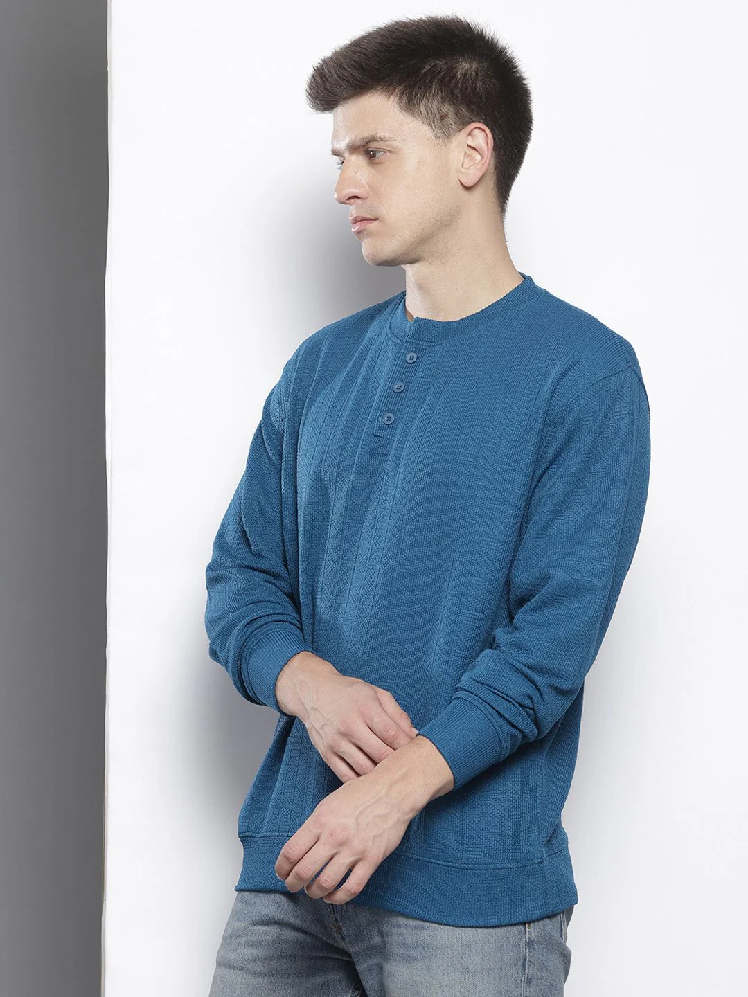 Men's Midnight Blue Relaxed Fit Solid Street Wear Sweatshirts - Image 4