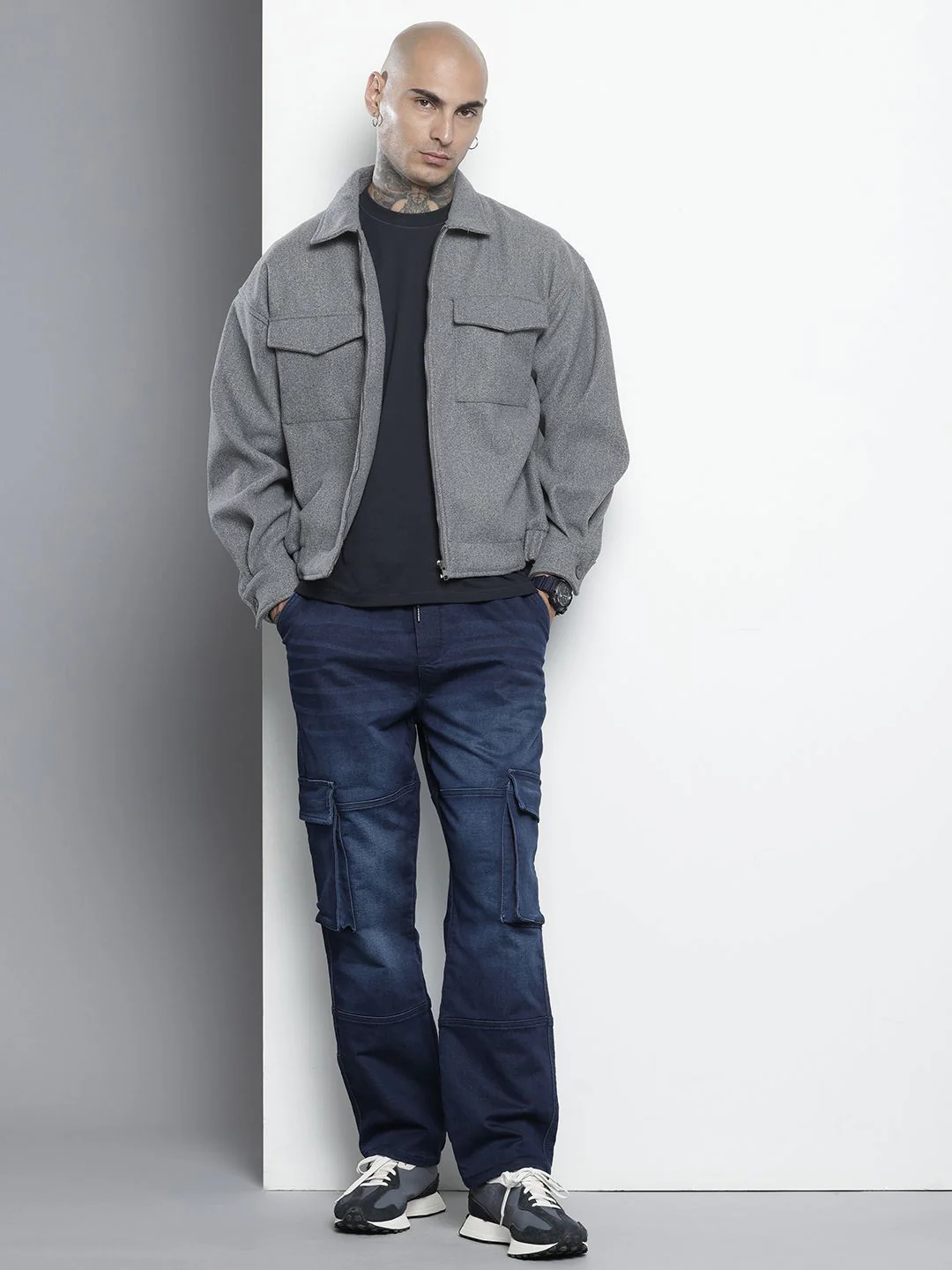 Men's Dark Blue Regular Fit Solid Utility Jeans - Image 3