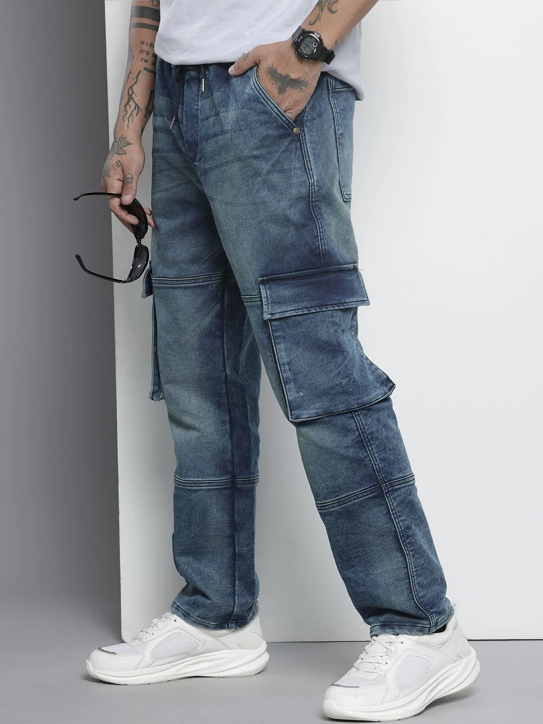 Men's Vintage Blue Regular Fit Solid Utility Jeans - Image 2