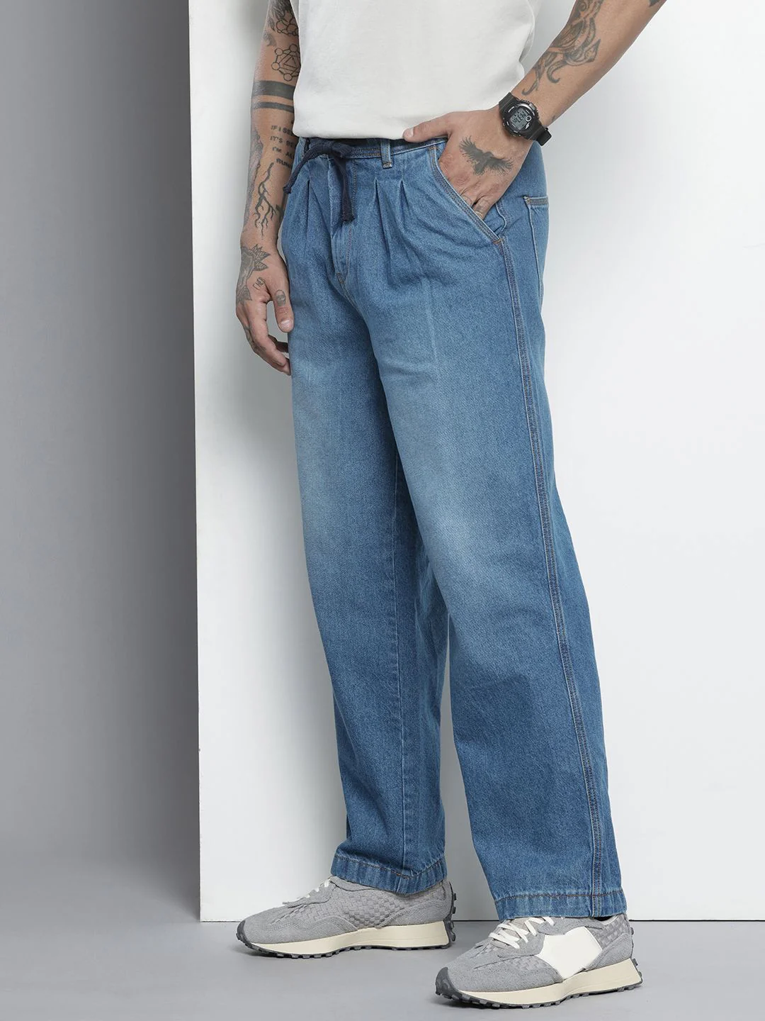 Men's Blue Relaxed Fit Solid Utility Jeans - Image 3
