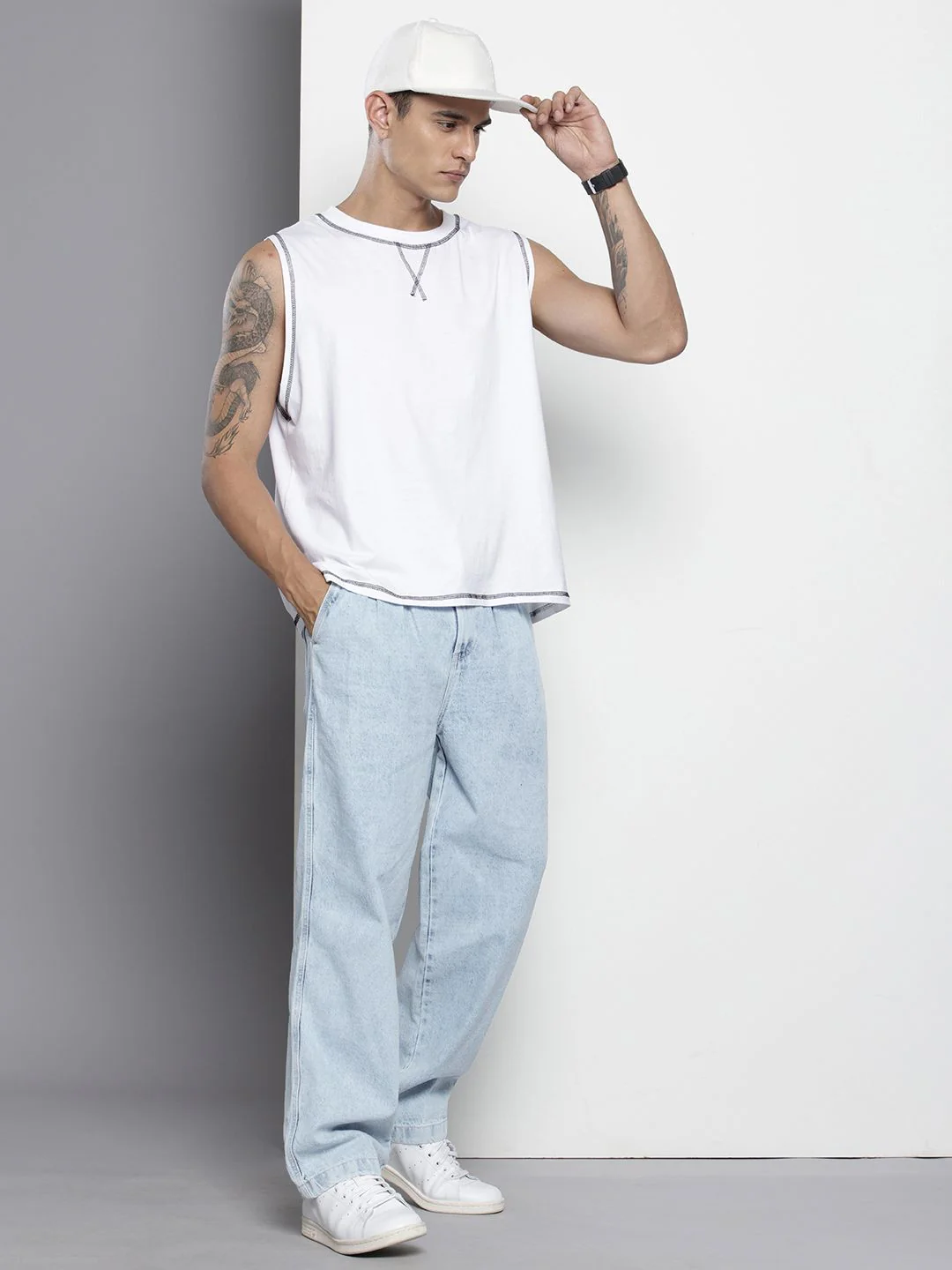 Men's Light Blue Relaxed Fit Solid Utility Jeans - Image 2