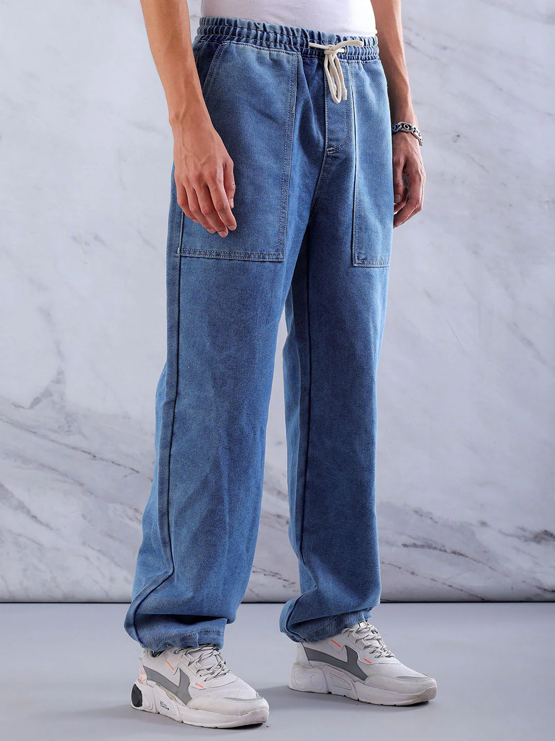 Men's Light Blue Relaxed Fit Solid Utility Jeans - Image 5