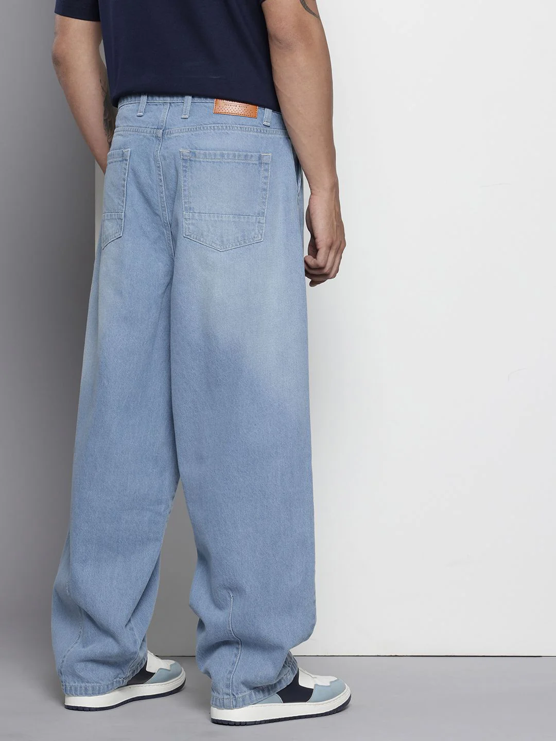 Men's Light Blue Skater Fit Solid Street Wear Jeans - Image 3