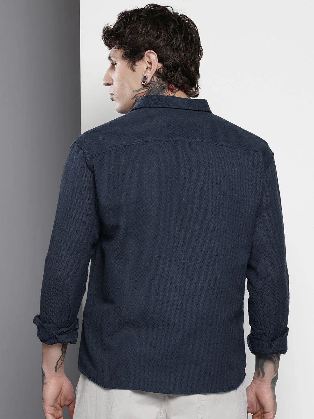 Men's Navy Blue Relaxed Fit Solid Resort Wear Shirt - Image 2