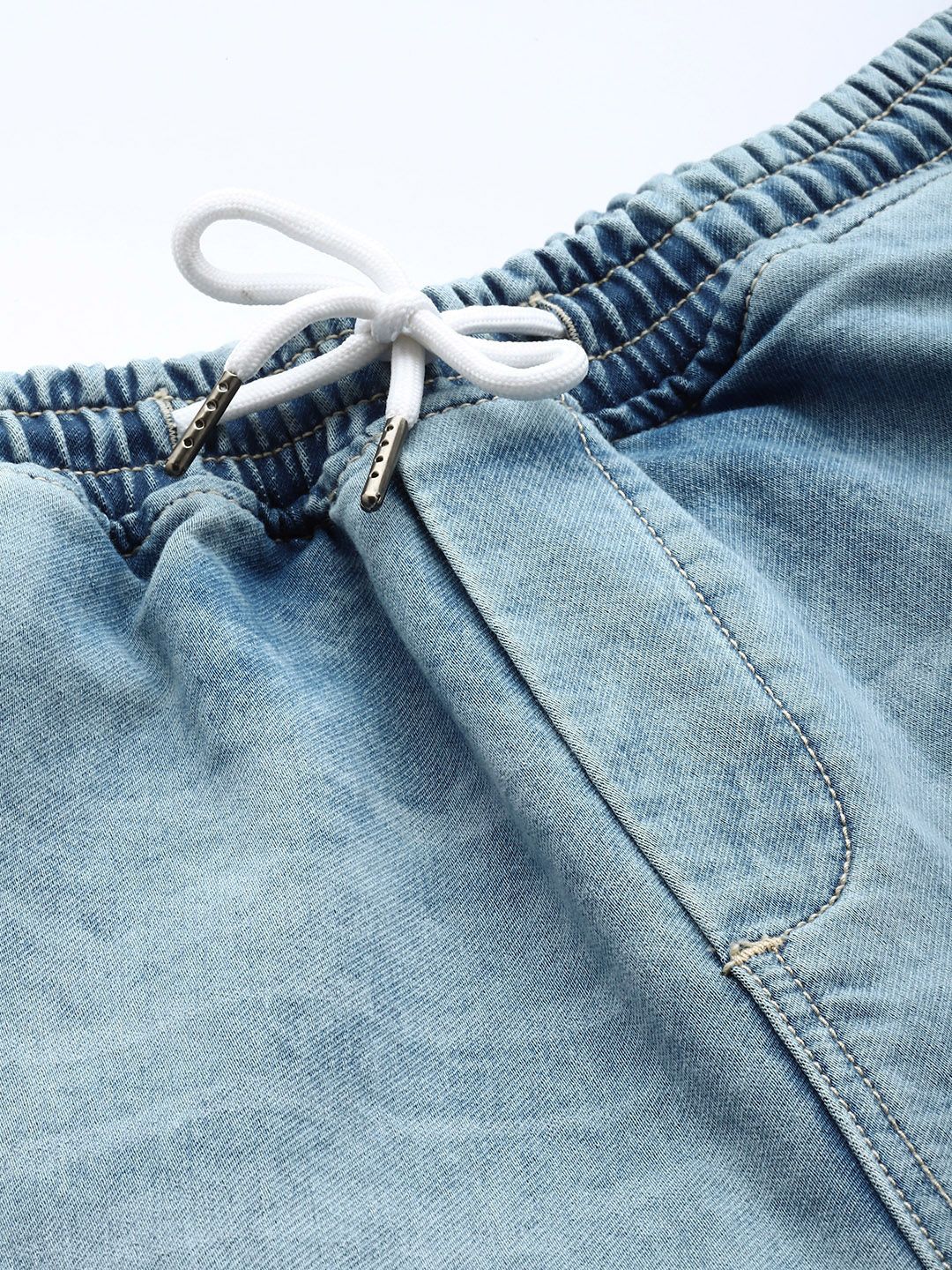 Men's Light Blue Regular Fit Solid Utility Jeans - Image 7